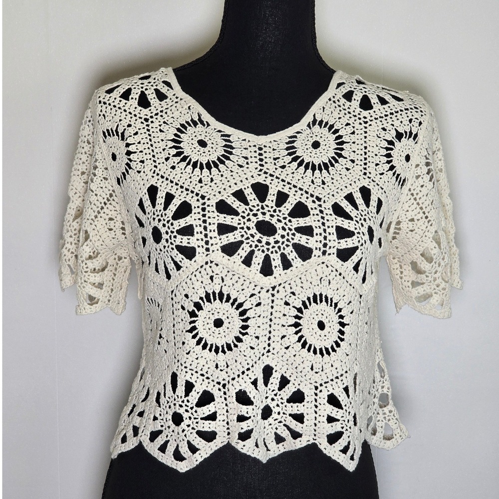 Rebellion Women Crochet Top Size Small Cream Boho Lace Festival Cotton beachy